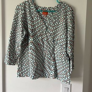 3/4 sleeve v neck Tshirt